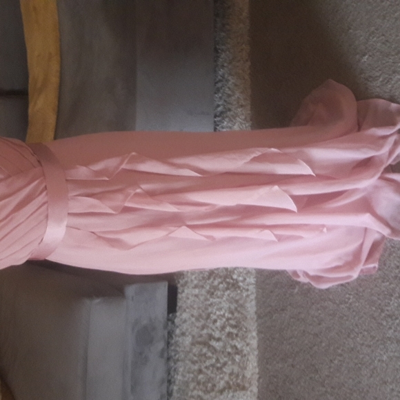 Ladies dress - Picture 3 of 10